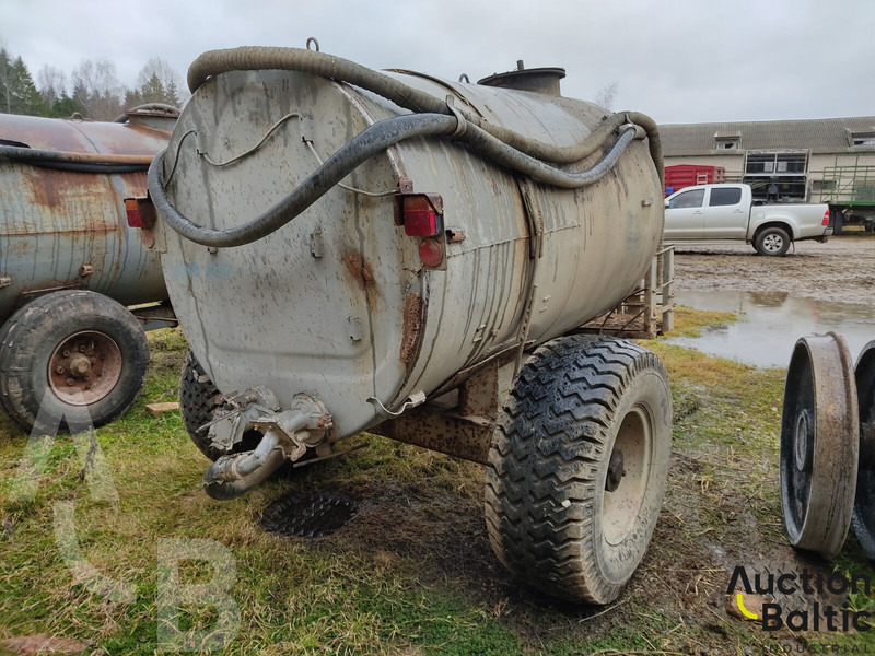 Trailer - tank - Remolque volquete: foto 3 Trailer - tank - Remolque volquete: foto 3