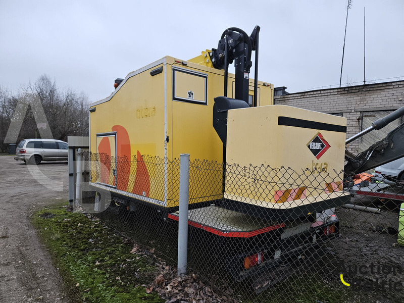 Versalift VDT-170-F - Camión con plataforma elevadora: foto 2 Versalift VDT-170-F - Camión con plataforma elevadora: foto 2