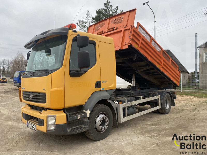Volvo FL 240 4x2 - Camión volquete: foto 2 Volvo FL 240 4x2 - Camión volquete: foto 2