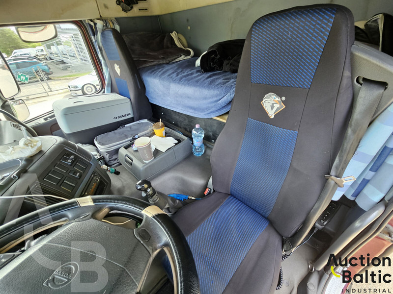 Camión portavehículos Volvo FM440: foto 10