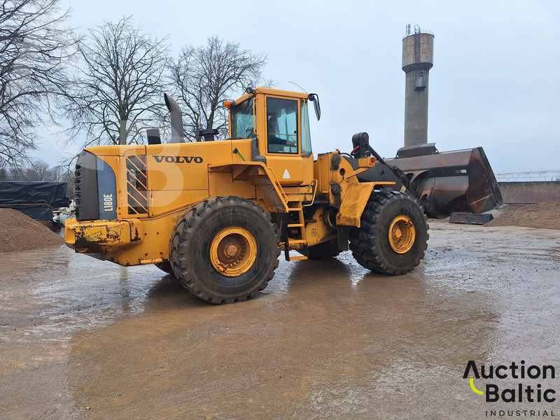 Volvo L 180 E - Cargadora de ruedas: foto 4 Volvo L 180 E - Cargadora de ruedas: foto 4