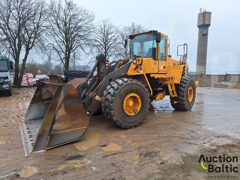 Volvo L 180 E - Cargadora de ruedas: foto 1 Volvo L 180 E - Cargadora de ruedas: foto 1