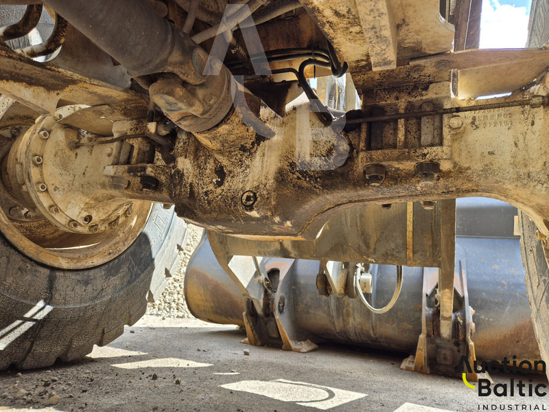 Cargadora de ruedas Volvo L 90: foto 11