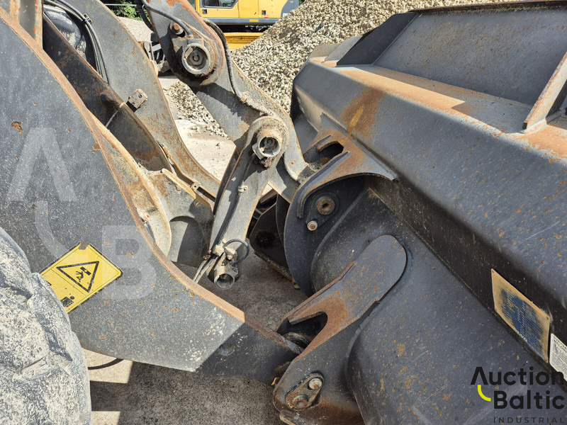 Cargadora de ruedas Volvo L 90: foto 9