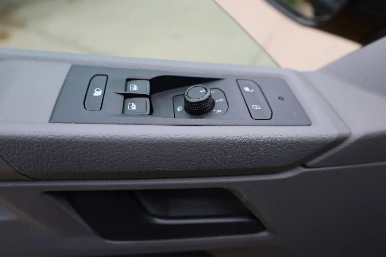 Furgón Volkswagen T6.1 Transporter Kasten Kasten lang FWD: foto 20 Furgón Volkswagen T6.1 Transporter Kasten Kasten lang FWD: foto 20