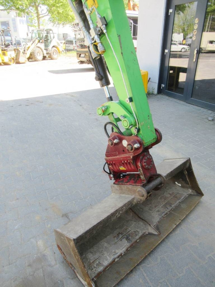 Hitachi ZX33U-6 Powertilt / Klima - Miniexcavadora: foto 4 Hitachi ZX33U-6 Powertilt / Klima - Miniexcavadora: foto 4