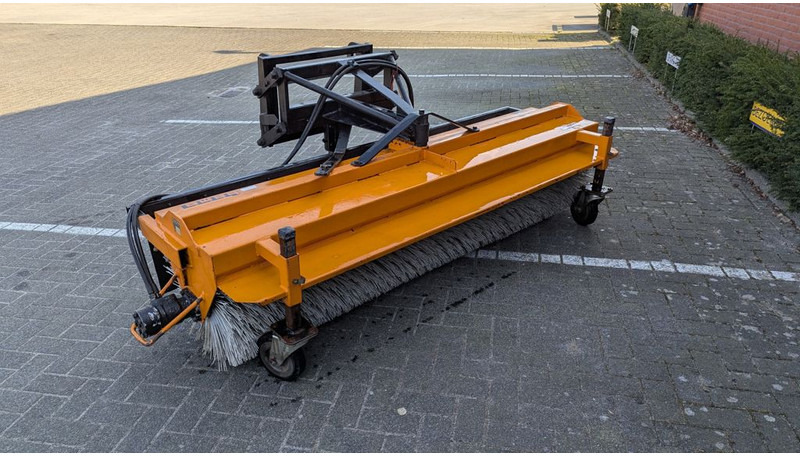 Bema Bema 25 Veegmachine - Maquinaria de limpieza: foto 1 Bema Bema 25 Veegmachine - Maquinaria de limpieza: foto 1