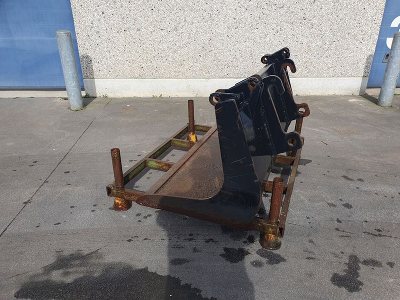 Giant Tobroco grondbak - Cazo para Maquinaria de construcción: foto 4 Giant Tobroco grondbak - Cazo para Maquinaria de construcción: foto 4