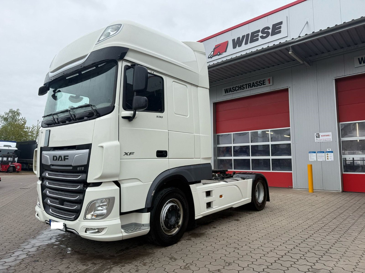 DAF XF 530 FT mit Hydraulik sehr gepflegt - Cabeza tractora: foto 2 DAF XF 530 FT mit Hydraulik sehr gepflegt - Cabeza tractora: foto 2