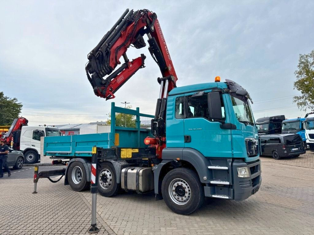 MAN TGS 26.400 6x2 Pritsche mit Fassi F450 Frontkran - Camión, Camión grúa: foto 5 MAN TGS 26.400 6x2 Pritsche mit Fassi F450 Frontkran - Camión, Camión grúa: foto 5