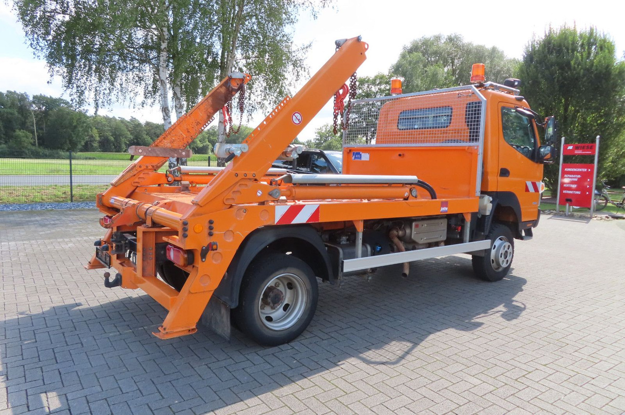 FUSO Canter 6 C 18 4x4 Kommunal Winterdienst - Furgoneta basculante: foto 2 FUSO Canter 6 C 18 4x4 Kommunal Winterdienst - Furgoneta basculante: foto 2