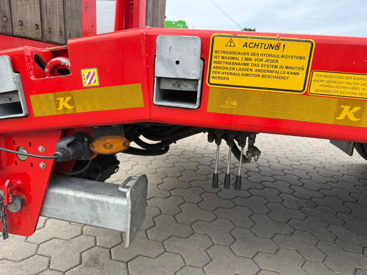 Leasing de Kässbohrer K.SLS ECO Tieflader mit hydraulischen Rampen Kässbohrer K.SLS ECO Tieflader mit hydraulischen Rampen: foto 8 Leasing de Kässbohrer K.SLS ECO Tieflader mit hydraulischen Rampen Kässbohrer K.SLS ECO Tieflader mit hydraulischen Rampen: foto 8