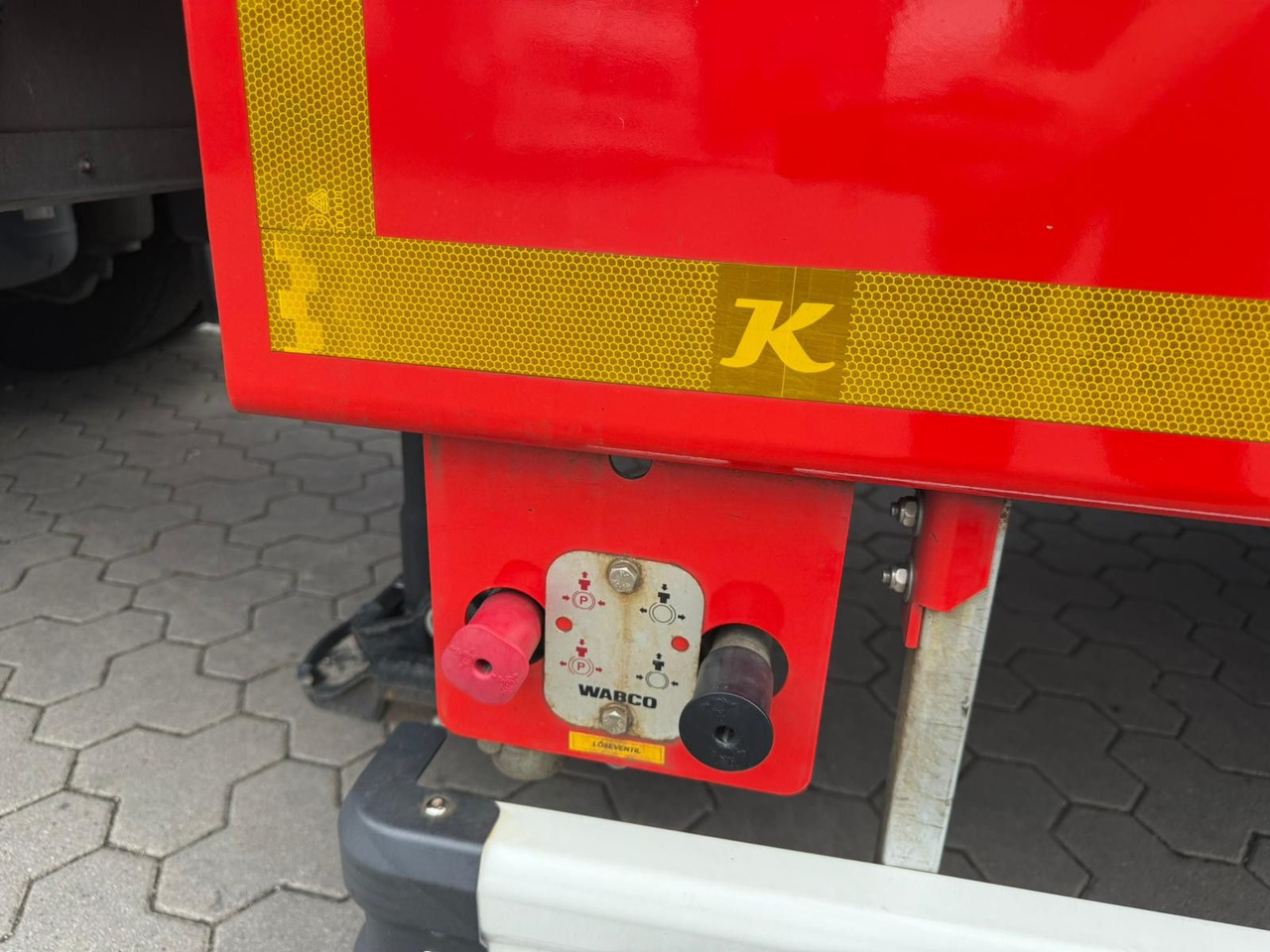 Leasing de Kässbohrer K.SLS ECO Tieflader mit hydraulischen Rampen Kässbohrer K.SLS ECO Tieflader mit hydraulischen Rampen: foto 11 Leasing de Kässbohrer K.SLS ECO Tieflader mit hydraulischen Rampen Kässbohrer K.SLS ECO Tieflader mit hydraulischen Rampen: foto 11