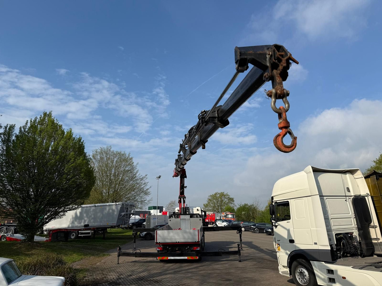 MAN 35.520 8x4 Kran Fassi F800, OHNE ABSTÜTZÜBERWACH - Camión grúa: foto 4 MAN 35.520 8x4 Kran Fassi F800, OHNE ABSTÜTZÜBERWACH - Camión grúa: foto 4