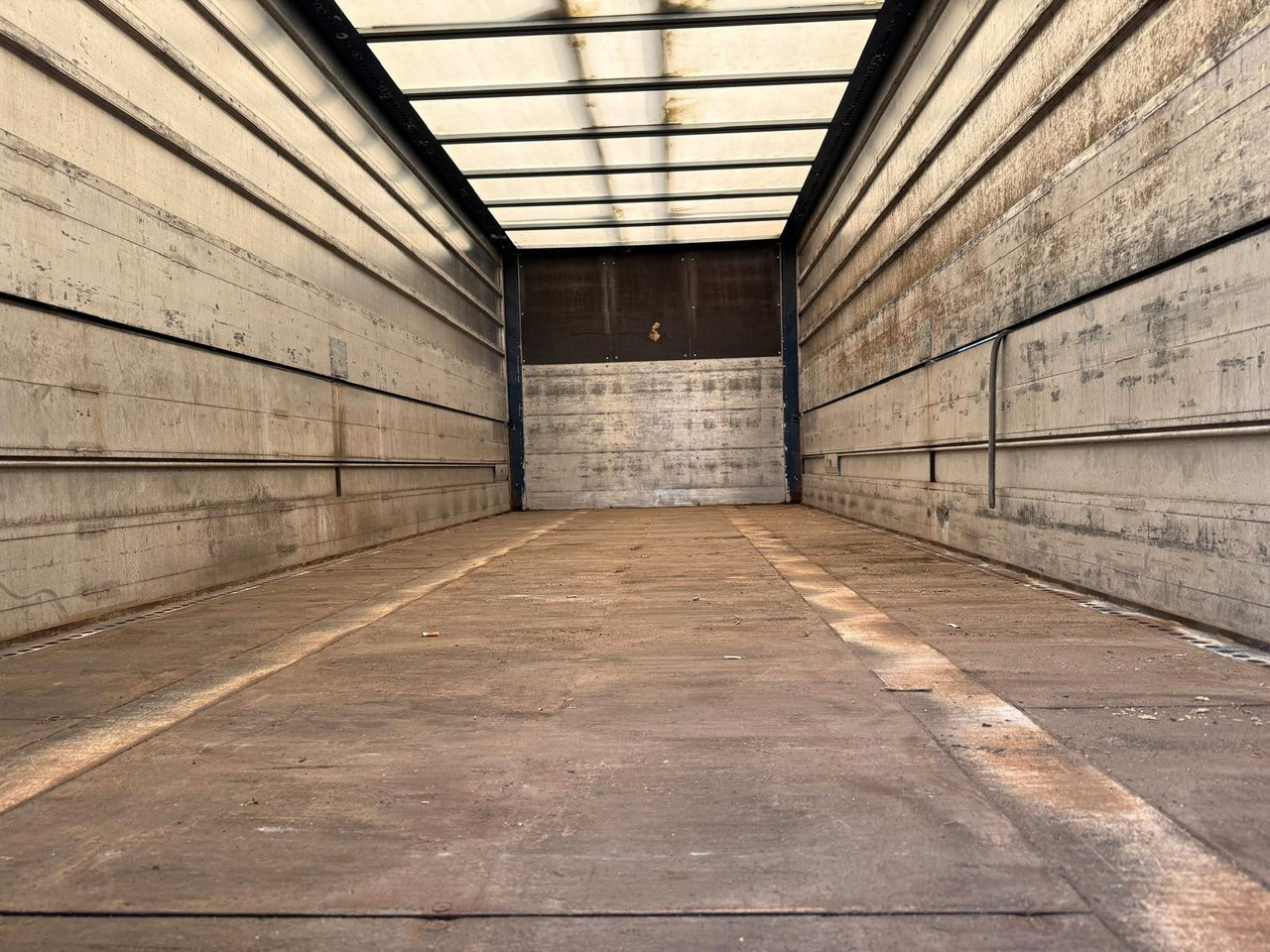 Camión transporte de bebidas MAN TGA mit Kofferaufbau/Getränkeaufbau + Anhänger: foto 11