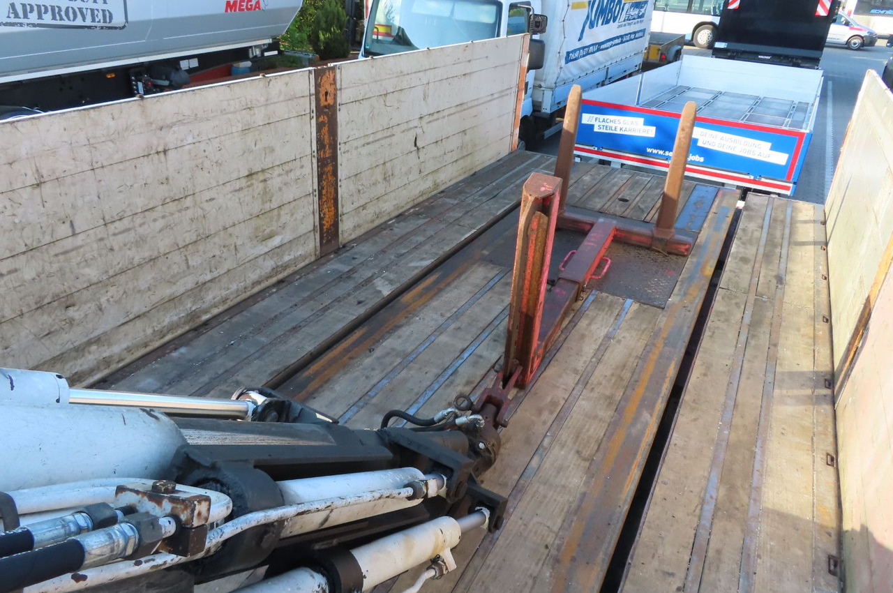 Rollkran Auflieger Kennis - Semirremolque plataforma/ Caja abierta: foto 3 Rollkran Auflieger Kennis - Semirremolque plataforma/ Caja abierta: foto 3