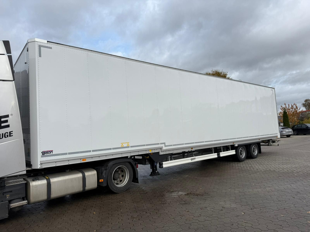 Talson TGG TAL 12/18 Mega Kofferauflieger Kleidung 99m³ - Semirremolque caja cerrada: foto 3 Talson TGG TAL 12/18 Mega Kofferauflieger Kleidung 99m³ - Semirremolque caja cerrada: foto 3