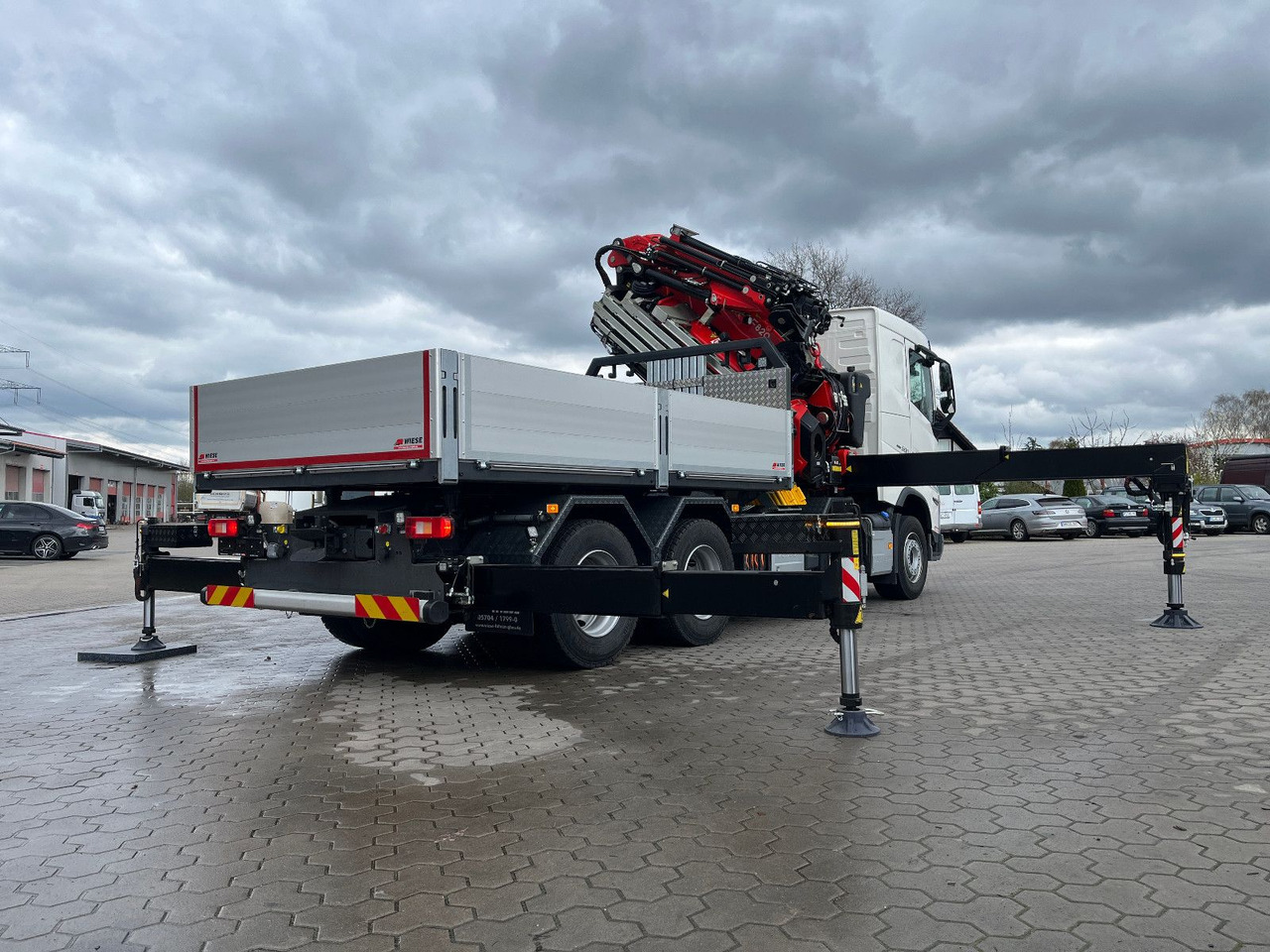 Volvo FH 500 8x4 Kran F820 RA2.27 Jib & Winde Sofort - Camión caja abierta, Camión grúa: foto 5 Volvo FH 500 8x4 Kran F820 RA2.27 Jib & Winde Sofort - Camión caja abierta, Camión grúa: foto 5