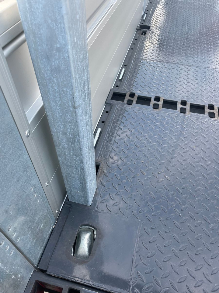 Volvo FMX 500 FASSI Ladekran F545 JIB & Winde Sofort - Camión grúa: foto 5 Volvo FMX 500 FASSI Ladekran F545 JIB & Winde Sofort - Camión grúa: foto 5