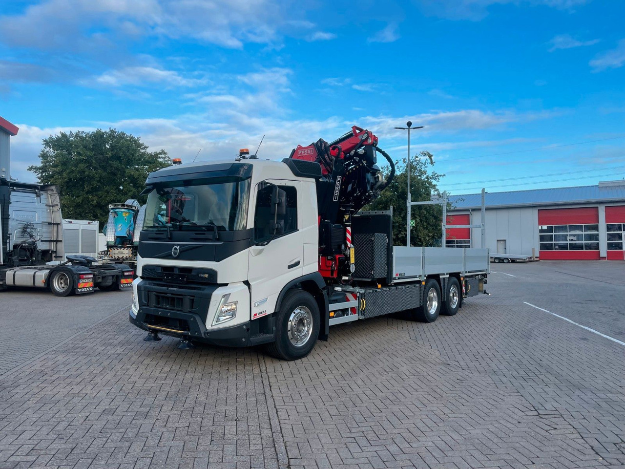 Volvo FMX 500 FASSI Ladekran F545 JIB & Winde Sofort - Camión caja abierta, Camión grúa: foto 1 Volvo FMX 500 FASSI Ladekran F545 JIB & Winde Sofort - Camión caja abierta, Camión grúa: foto 1