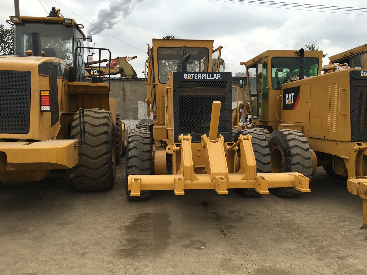 CATERPILLAR 120H - Grader: foto 2 CATERPILLAR 120H - Grader: foto 2