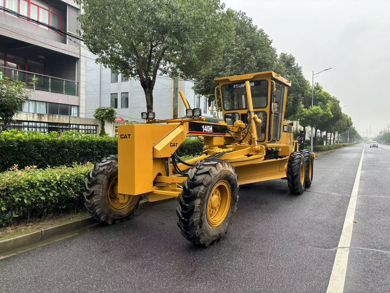 CATERPILLAR 140H - Grader: foto 2 CATERPILLAR 140H - Grader: foto 2