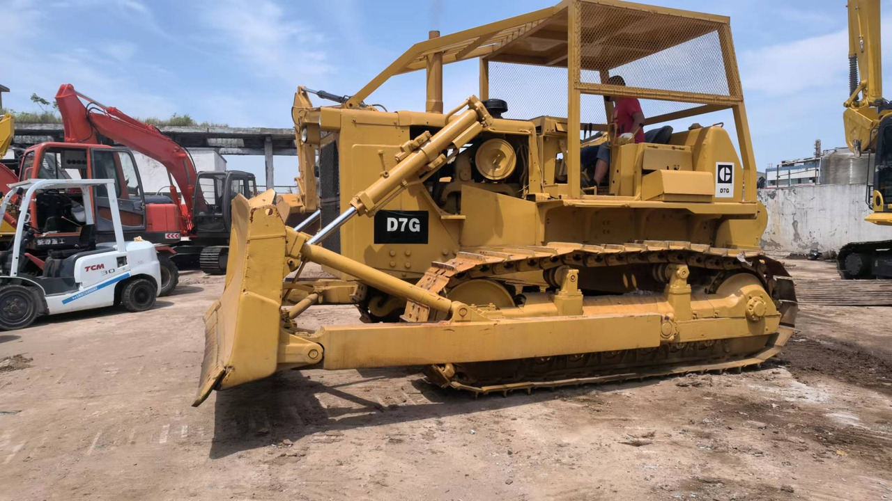 CATERPILLAR D7G - Bulldozer: foto 2 CATERPILLAR D7G - Bulldozer: foto 2