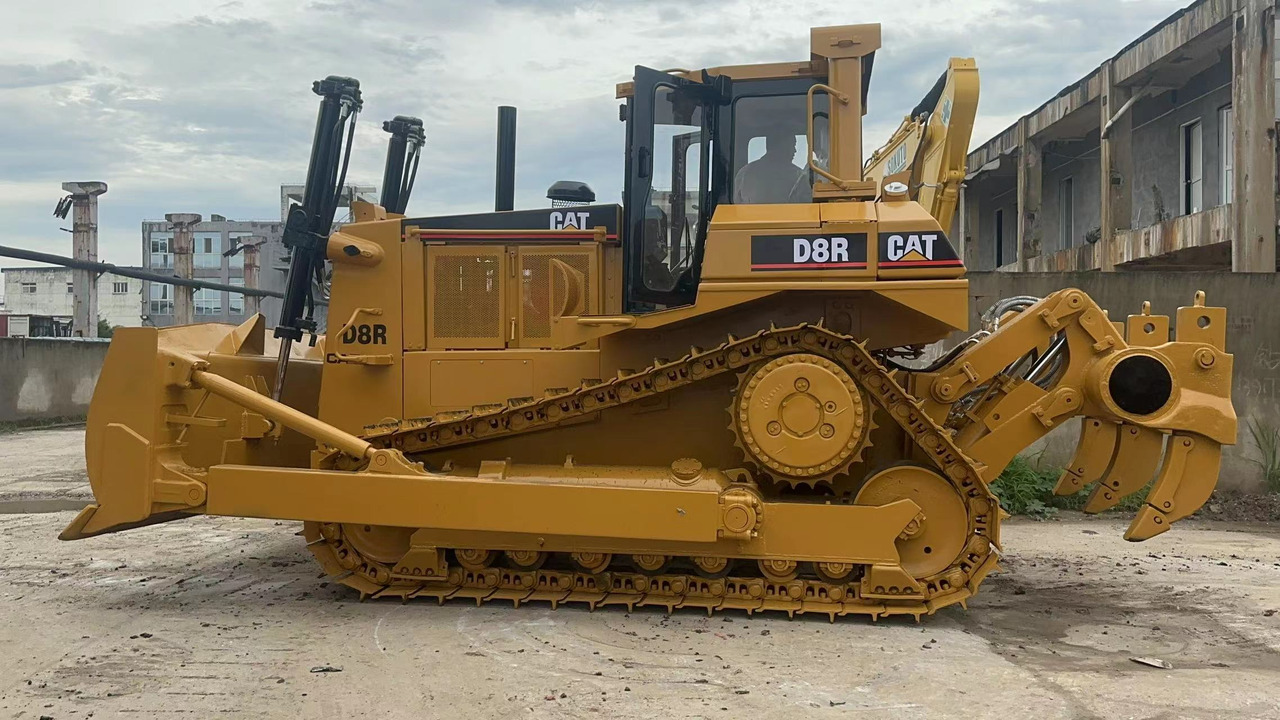 CATERPILLAR D8R - Bulldozer: foto 1 CATERPILLAR D8R - Bulldozer: foto 1