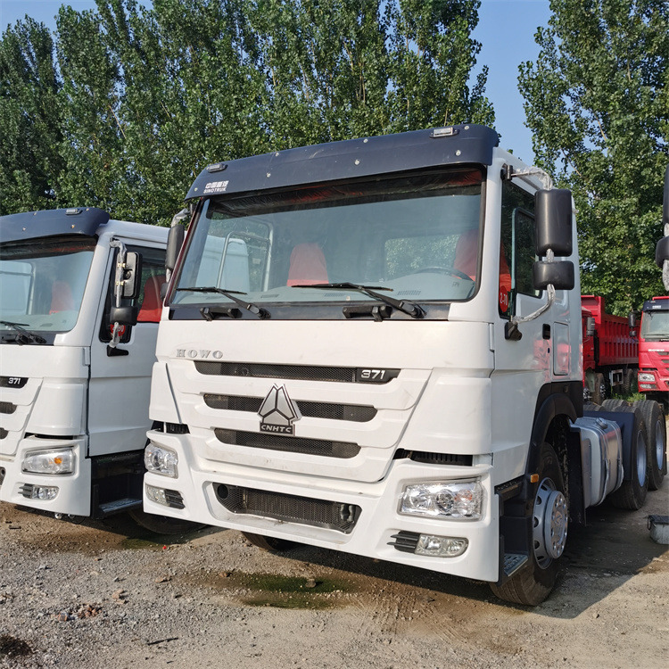 HOWO 6x4 371hp tractor - Cabeza tractora: foto 5 HOWO 6x4 371hp tractor - Cabeza tractora: foto 5
