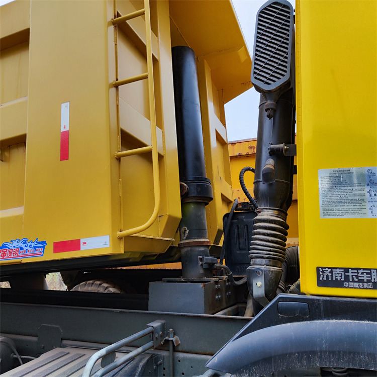 HOWO HOWO6x4 336hp-tipper - Camión volquete: foto 4 HOWO HOWO6x4 336hp-tipper - Camión volquete: foto 4