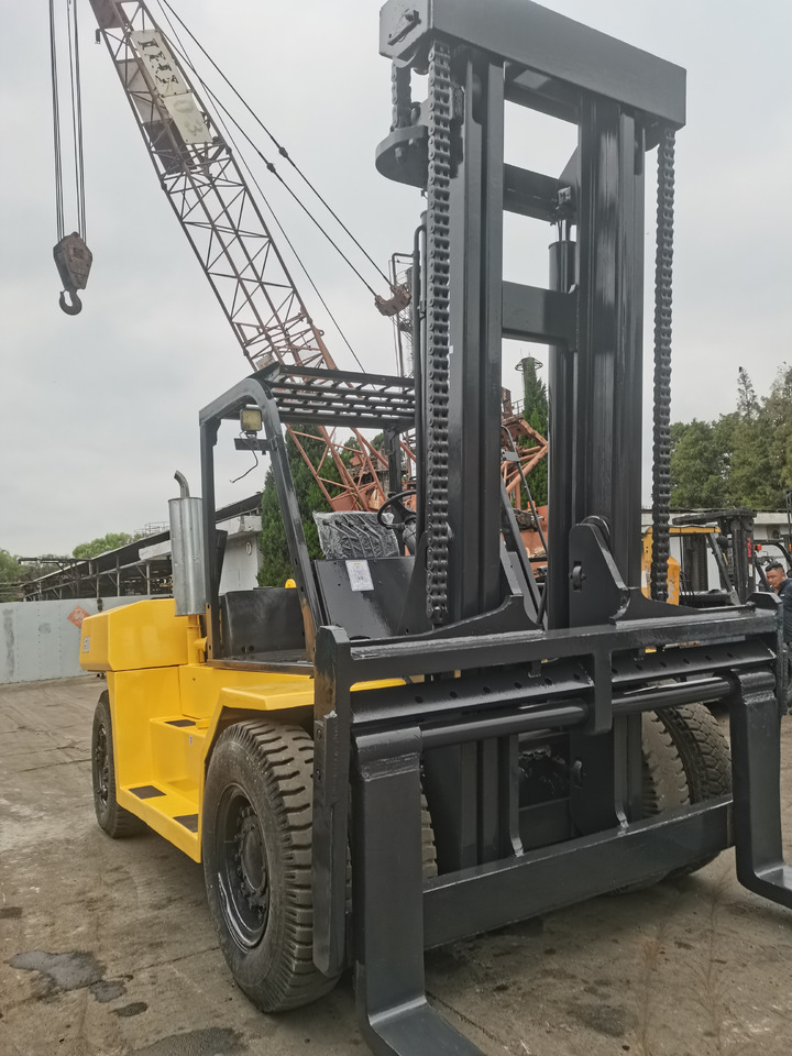 KOMATSU 150 - Carretilla elevadora: foto 2 KOMATSU 150 - Carretilla elevadora: foto 2