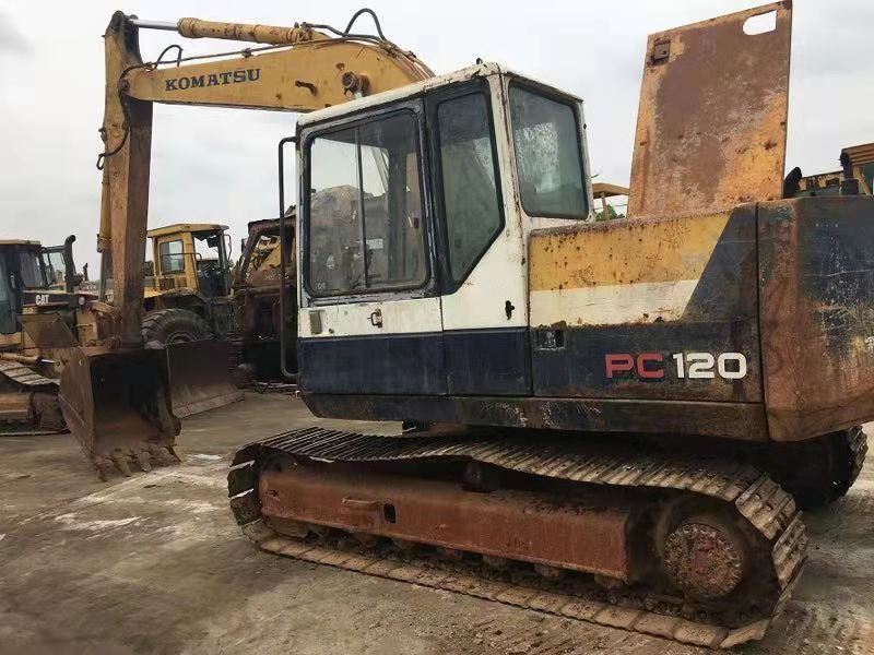 KOMATSU PC120-5 - Excavadora de cadenas: foto 4 KOMATSU PC120-5 - Excavadora de cadenas: foto 4