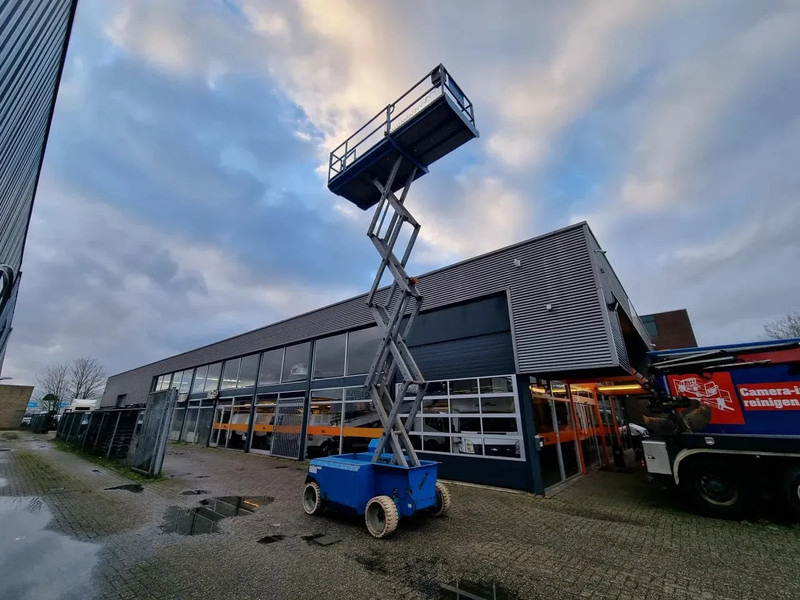 Genie GS GS 2668 Hydraulic platform 10 m - Plataforma de tijeras: foto 1 Genie GS GS 2668 Hydraulic platform 10 m - Plataforma de tijeras: foto 1
