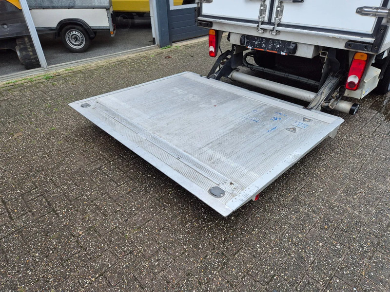 Furgoneta frigorifica Renault Master 2.3 DCI Koelkoffer Xarios 350 ST 230V Laadklep GVW 3500 kg LBW: foto 8