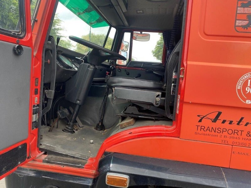 Foto del interior 1: Cabeza tractora DAF 2300 NEW CONDITION DAF 2300 TRUCKHEAD Foto del interior 1: Cabeza tractora DAF 2300 NEW CONDITION DAF 2300 TRUCKHEAD