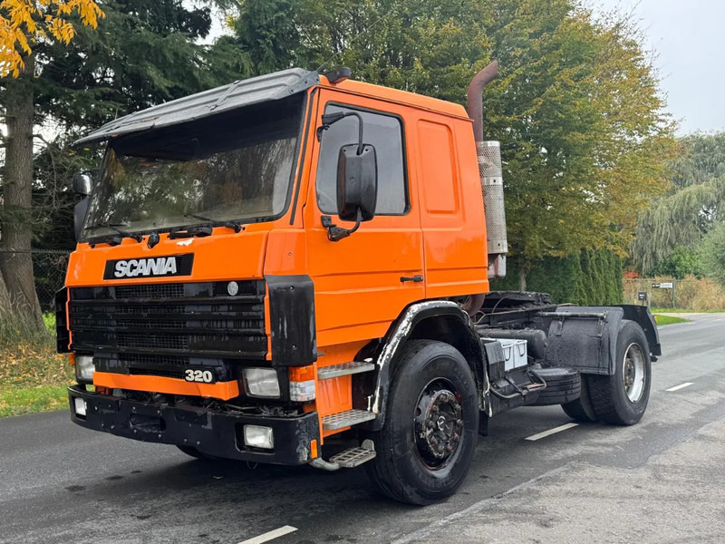 Scania P113-320 BIG AXLE FULL STEEL SPRING MANUAL GEARBOX - Cabeza tractora: foto 1 Scania P113-320 BIG AXLE FULL STEEL SPRING MANUAL GEARBOX - Cabeza tractora: foto 1