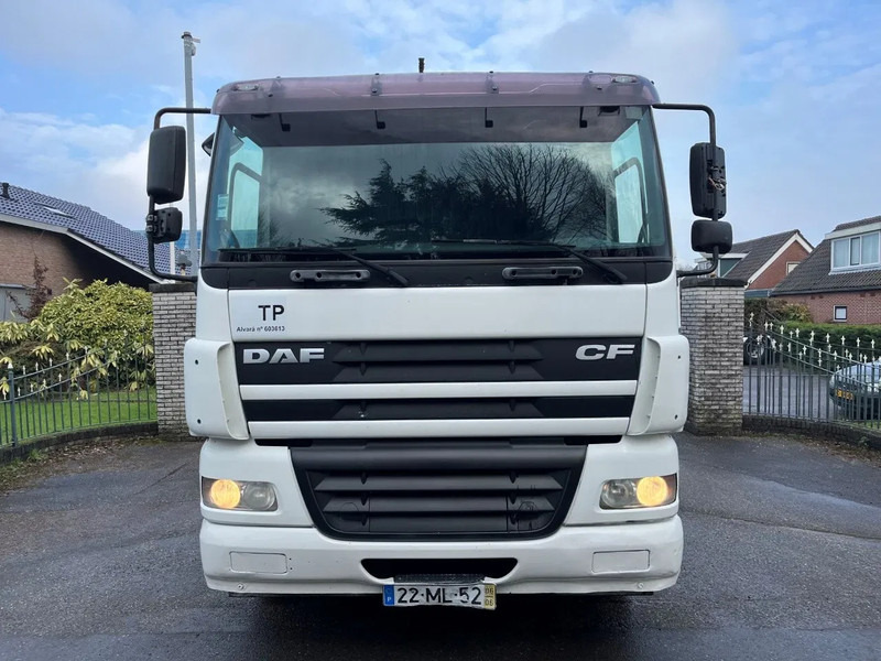 DAF CF 85.430 EURO 3 8X2 CHASSIS - Camión chasis: foto 2 DAF CF 85.430 EURO 3 8X2 CHASSIS - Camión chasis: foto 2