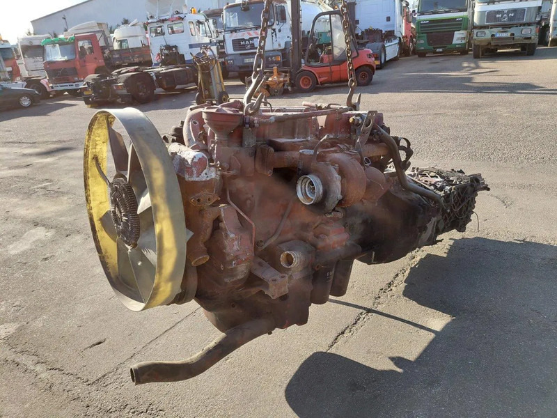 Iveco Mechanic Pomp 380PK Gearbox - Motor para Camión: foto 1 Iveco Mechanic Pomp 380PK Gearbox - Motor para Camión: foto 1
