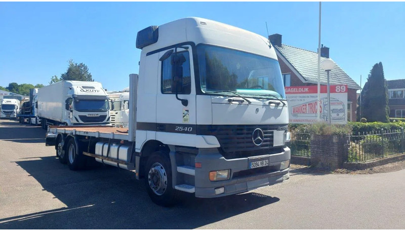 Mercedes-Benz Actros 2540 6x2 3 Pedels Plato - Camión caja abierta: foto 2 Mercedes-Benz Actros 2540 6x2 3 Pedels Plato - Camión caja abierta: foto 2