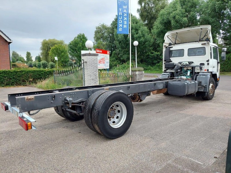 Volvo FL 250 MANUAL STEEL SUSPENSION - Camión chasis: foto 4 Volvo FL 250 MANUAL STEEL SUSPENSION - Camión chasis: foto 4
