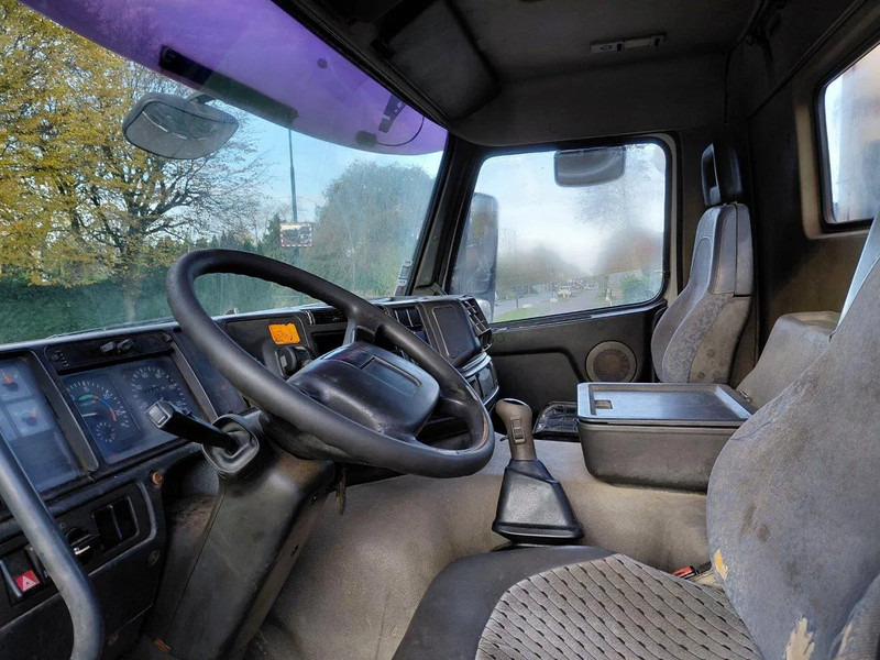 Camión hormigonera Volvo FM 12.340 8x4 Mixer Steel Suspension: foto 8 Camión hormigonera Volvo FM 12.340 8x4 Mixer Steel Suspension: foto 8