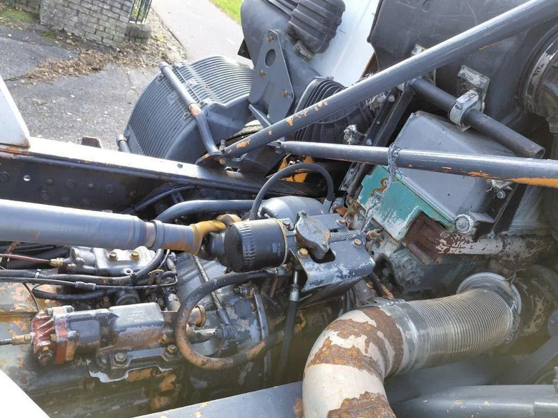 Camión hormigonera Volvo FM 12.340 8x4 Mixer Steel Suspension: foto 11 Camión hormigonera Volvo FM 12.340 8x4 Mixer Steel Suspension: foto 11