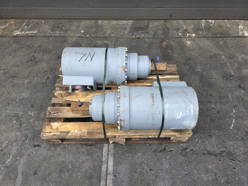 Augertorgue 25000 max grondboor earthdrill augertorgue 25000 max - Implemento para Maquinaria agrícola: foto 1 Augertorgue 25000 max grondboor earthdrill augertorgue 25000 max - Implemento para Maquinaria agrícola: foto 1