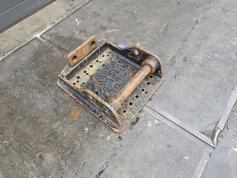 Kopplaat lehnhof cat patroon hammer plate lehnhof cat verachtert - Acoplamiento rápido para Maquinaria de construcción: foto 1 Kopplaat lehnhof cat patroon hammer plate lehnhof cat verachtert - Acoplamiento rápido para Maquinaria de construcción: foto 1