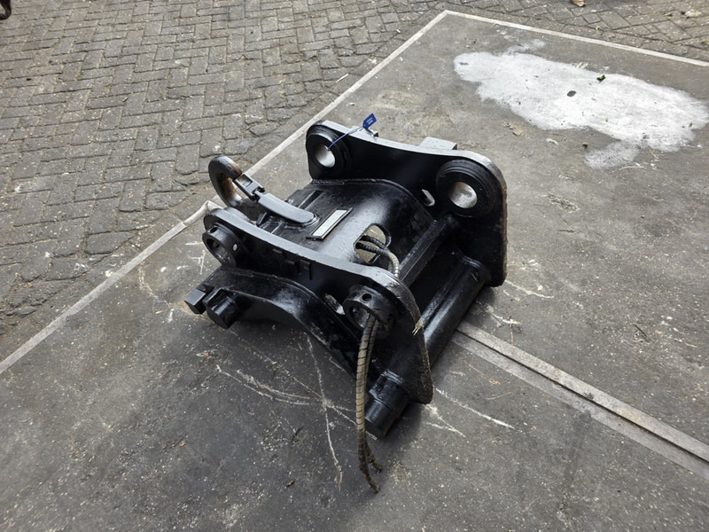 Snelwissel cw45 coupler verachtert coupler cw45 verachtert - Acoplamiento rápido para Maquinaria de construcción: foto 5 Snelwissel cw45 coupler verachtert coupler cw45 verachtert - Acoplamiento rápido para Maquinaria de construcción: foto 5