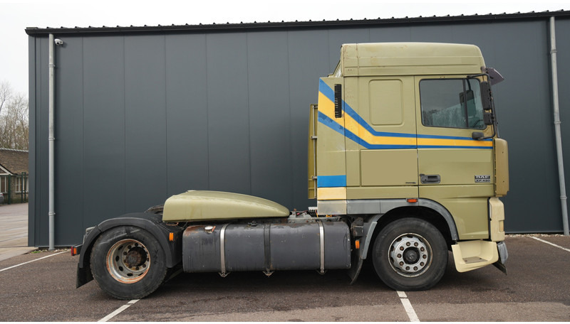 DAF XF 95.430 EURO 3 MANUAL GEARBOX - Cabeza tractora: foto 2 DAF XF 95.430 EURO 3 MANUAL GEARBOX - Cabeza tractora: foto 2