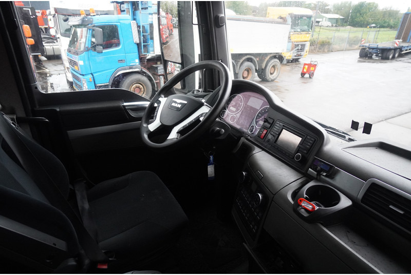 MAN TGX 26.440 6X2 684.200KM - Cabeza tractora: foto 5 MAN TGX 26.440 6X2 684.200KM - Cabeza tractora: foto 5