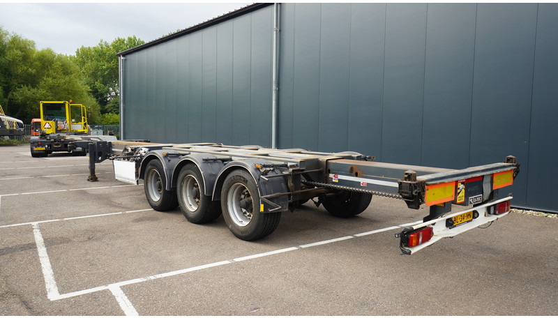 D-Tec 3 AXLE MULTI CONTAINER TRANSPORT TRAILER EXTENDABLE 45 FT - Semirremolque portacontenedore/ Intercambiable: foto 4 D-Tec 3 AXLE MULTI CONTAINER TRANSPORT TRAILER EXTENDABLE 45 FT - Semirremolque portacontenedore/ Intercambiable: foto 4