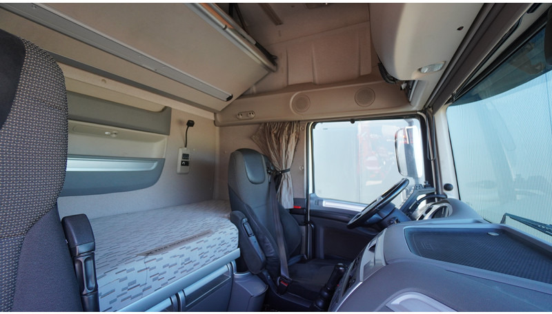 DAF XF460 8X2 HOOKARM SYSTEM TRUCK - Camión multibasculante: foto 5 DAF XF460 8X2 HOOKARM SYSTEM TRUCK - Camión multibasculante: foto 5