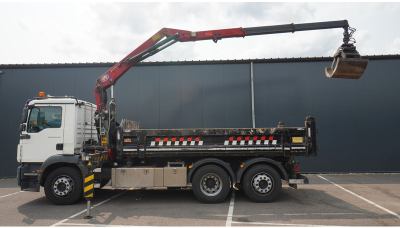 MAN TGM 26.290 TIPPER WITH HMF 1643 Z2 CRANE - Camión grúa: foto 1 MAN TGM 26.290 TIPPER WITH HMF 1643 Z2 CRANE - Camión grúa: foto 1
